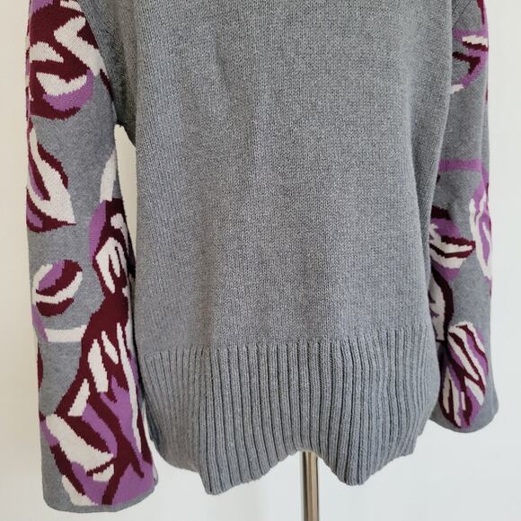 CAbi Eden Pullover Sweater Turtleneck Gray Bell Sleeves Gray Floral Women Medium - Picture 7 of 13